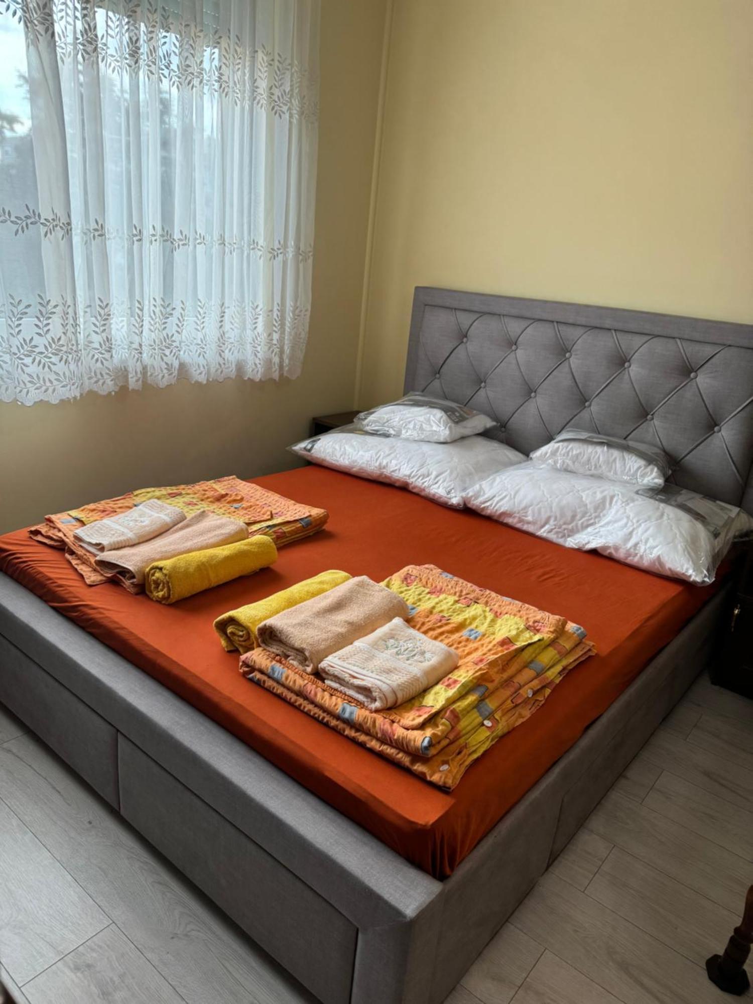 Termal Apartman Tiszaújváros Buitenkant foto