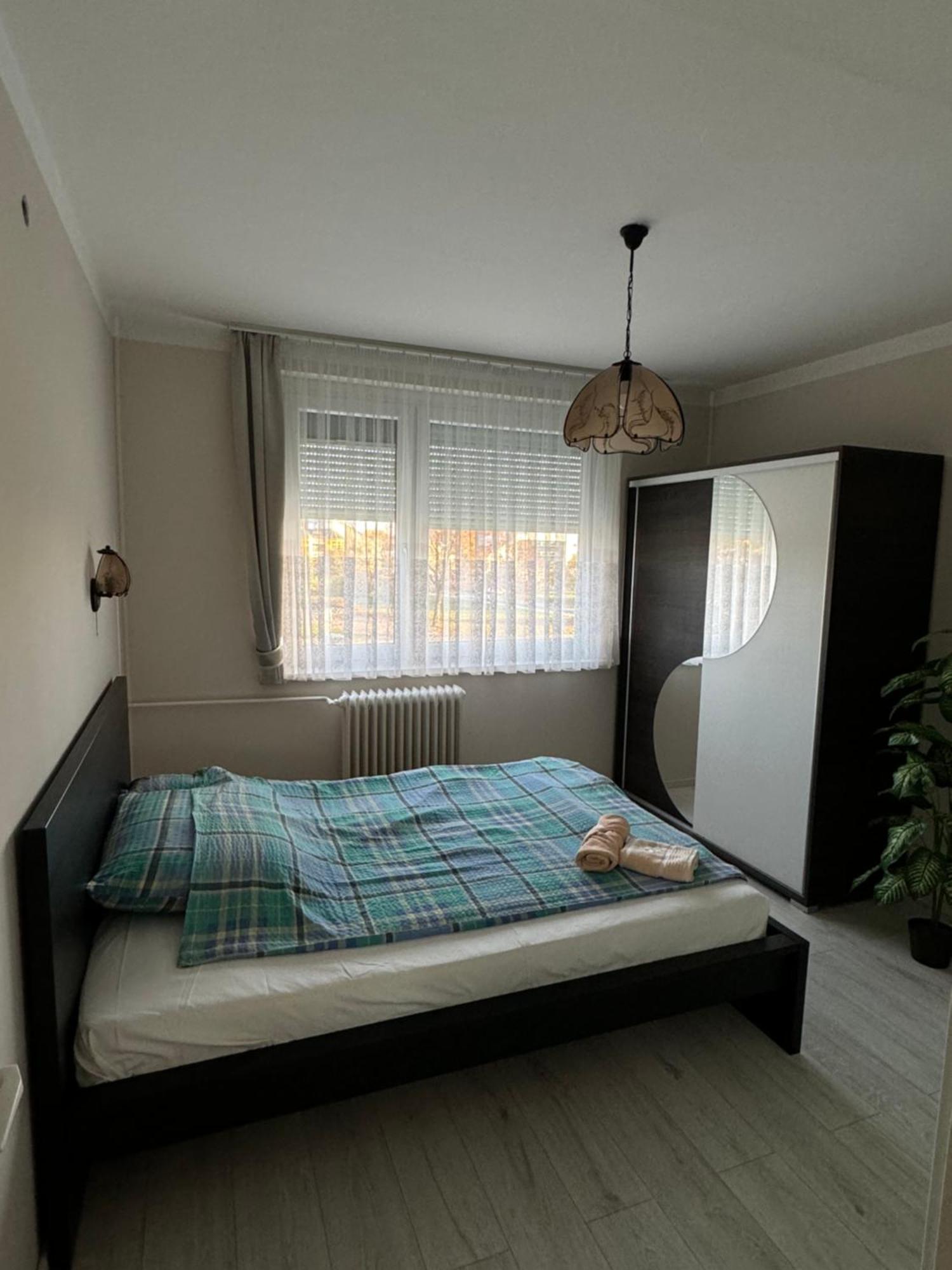 Termal Apartman Appartement Tiszaújváros Buitenkant foto